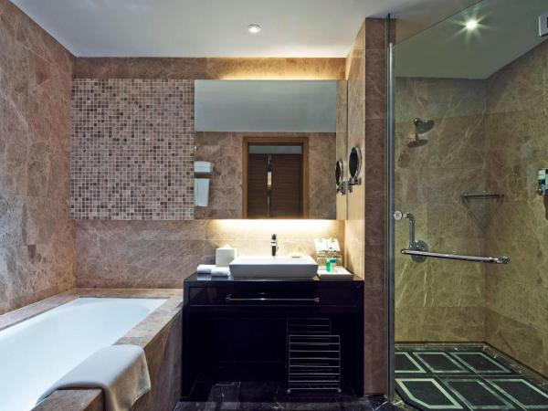 Four Points by Sheraton Qingdao, Chengyang : photo 1 de la chambre chambre lits jumeaux exécutive - Étage exécutif - vue sur ville