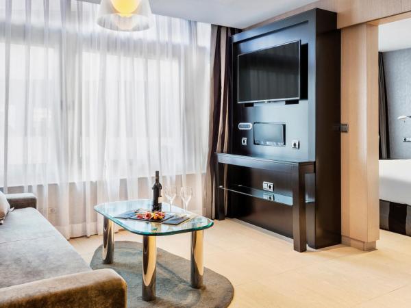 Melia Madrid Princesa : photo 2 de la chambre suite the level