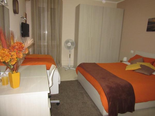 LE GEMME DI PERUGIA - alloggi in centro storico - VIA DELLA CUPA / VIA DELLA LUNA : photo 3 de la chambre chambre triple confort