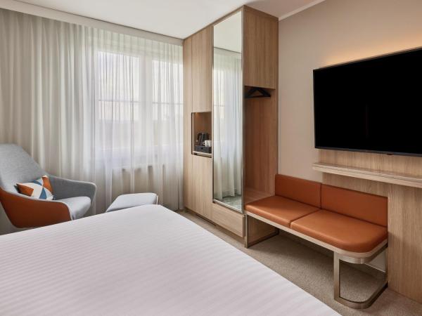 Courtyard by Marriott Dortmund : photo 2 de la chambre standard king room with inland view