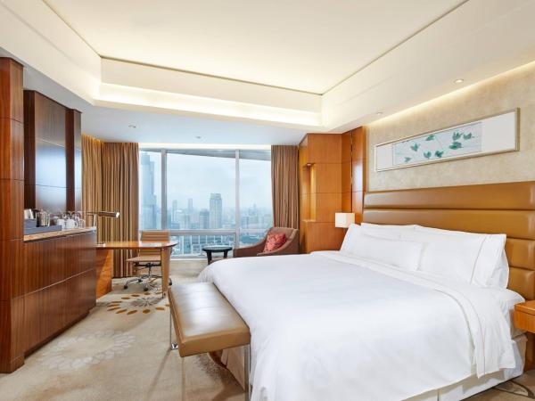 The Westin Nanjing Xuanwu Lake : photo 8 de la chambre chambre de luxe avec 1 lit king-size - vue sur lac