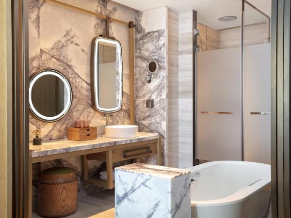 Wuxi Marriott Hotel Lihu Lake : photo 5 de la chambre grande chambre lit king-size deluxe