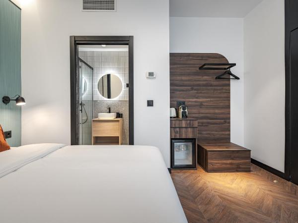 Style Suites by Olala Homes : photo 2 de la chambre chambre double