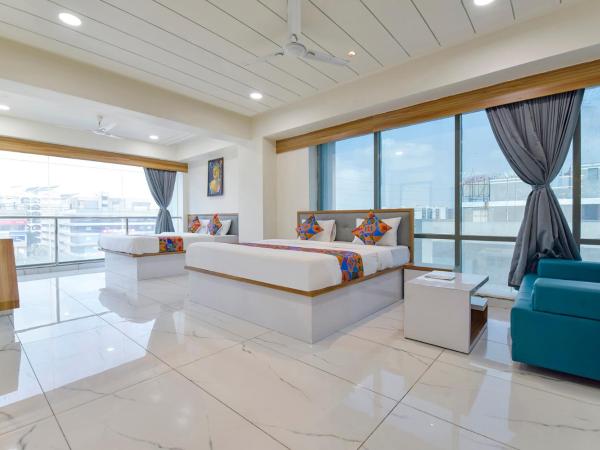 FabHotel Bliss : photo 1 de la chambre chambre deluxe