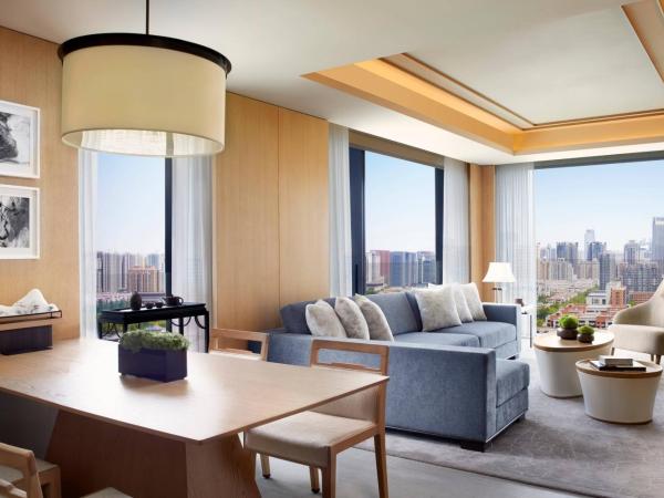 The Ritz-Carlton, Xi'an : photo 2 de la chambre one-bedroom king suite with city view - club lounge access