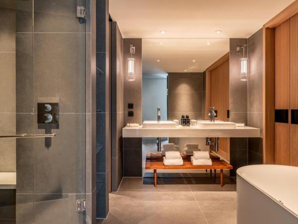 Munich Marriott Hotel City West : photo 5 de la chambre suite lit king-size exécutive - accès au salon club