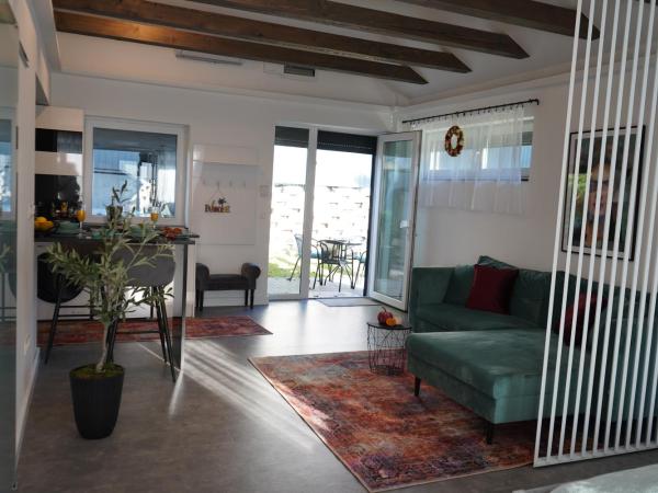 Secret Garden Vendégház : photo 3 de la chambre chambre quadruple premium