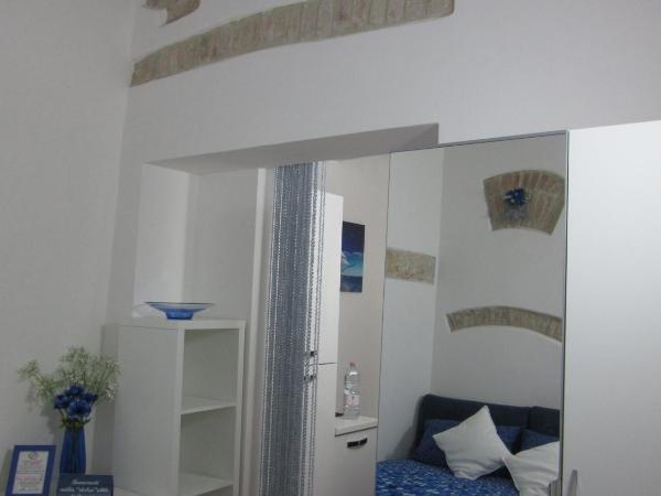 LE GEMME DI PERUGIA - alloggi in centro storico - VIA DELLA CUPA / VIA DELLA LUNA : photo 1 de la chambre suite junior familiale