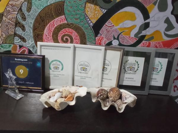 Marco Polo Guest House : photo 3 de la chambre chambre double avec salle de bains commune