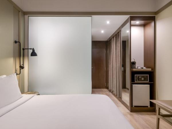 AC Hotel Recoletos by Marriott : photo 3 de la chambre chambre standard lit king-size