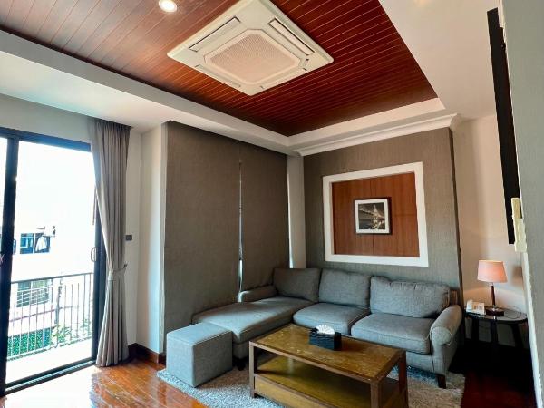 Yotaka Bangkok Hotel : photo 5 de la chambre suite