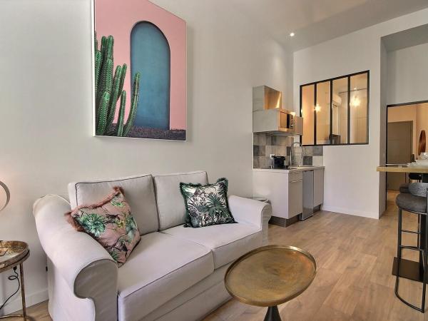 LES TOITS DU VIEUX-PORT : photo 2 de la chambre appartement deluxe