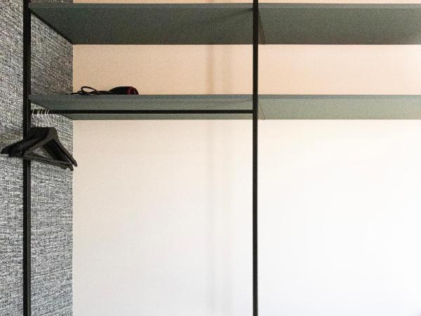 Centrum Nice : photo 10 de la chambre chambre double avec salle de bains privative