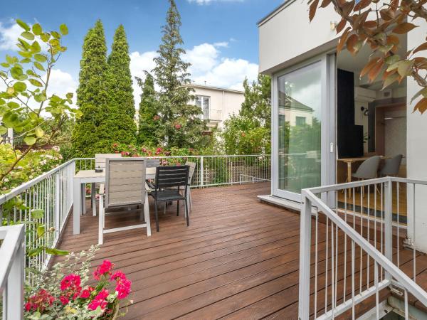 Grand Tulipan : photo 6 de la chambre chambre double avec terrasse