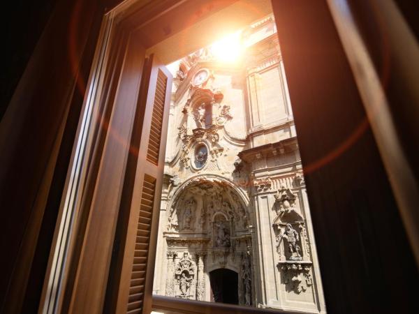 Hotel Atari : photo 5 de la chambre chambre double ou lits jumeaux deluxe avec balcon