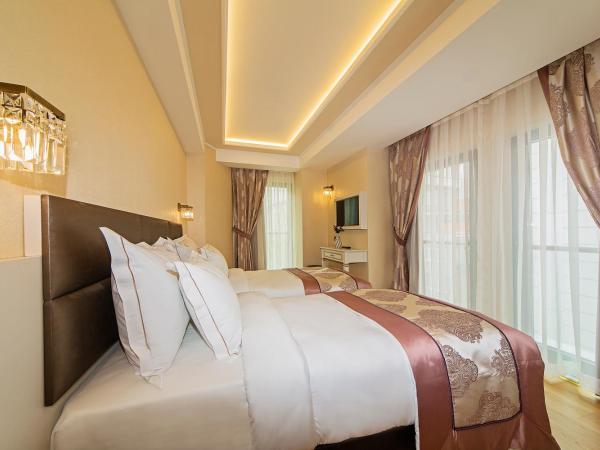 Grand Naki Hotel : photo 2 de la chambre chambre triple standard