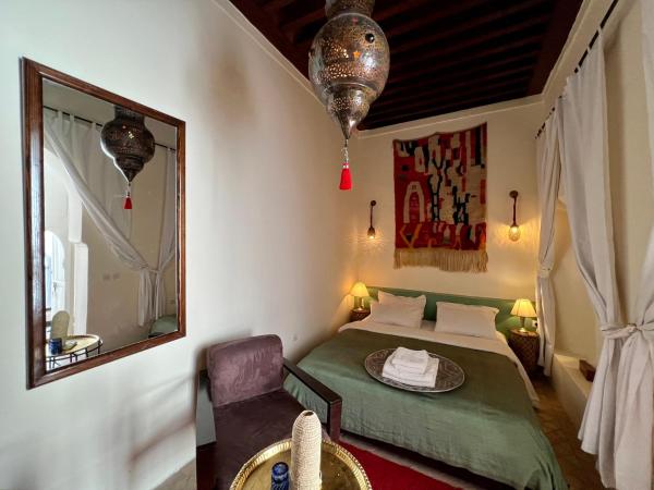 Riad Tizwa Marrakech : photo 4 de la chambre chambre double