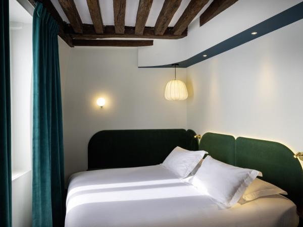 Hotel L de Lutece - Notre-Dame : photo 3 de la chambre chambre lit king-size