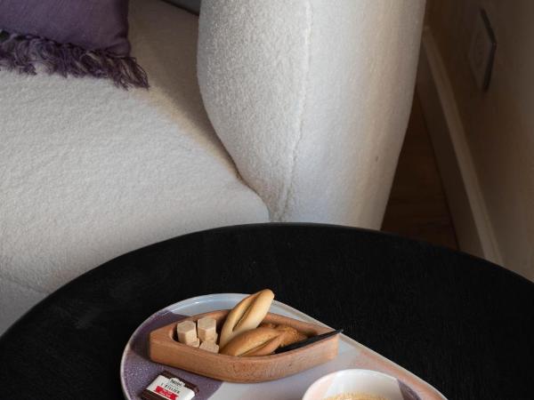 LA BASTIDE DES CULS-ROUSSET : photo 2 de la chambre suite supérieure lit king-size