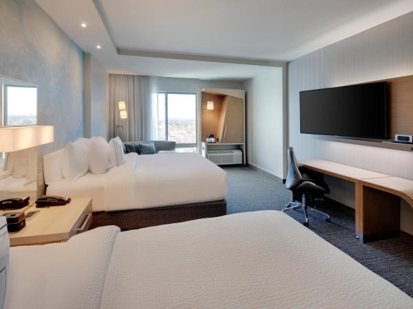 Courtyard by Marriott Atlanta Vinings/Galleria : photo 1 de la chambre guest room, 2 queen, city view, balcony