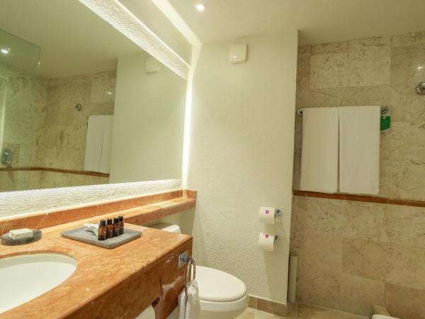 Camino Real Veracruz : photo 7 de la chambre chambre lit king-size de luxe