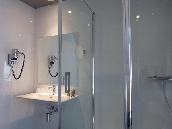 Best Western Citadelle : photo 7 de la chambre chambre lit king-size supérieure - non-fumeurs