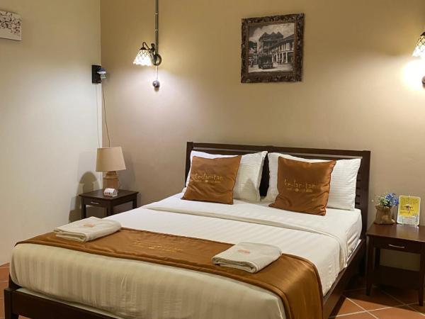 ke-lan-tan House : photo 4 de la chambre chambre double avec salle de bains privative extérieure