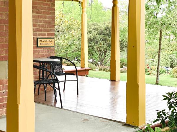 Orana House : photo 8 de la chambre deluxe queen room with mountain view, river view and garden view