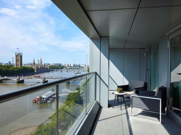 Park Plaza London Riverbank : photo 6 de la chambre suite 2 chambres avec balcon - vue sur rivière