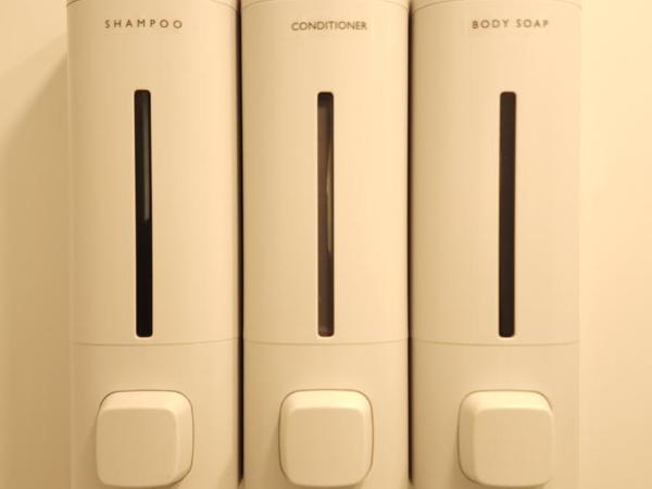 Acro Capsule Hotel Namba Dotonbori : photo 1 de la chambre woman capsule room - upper bed