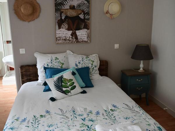 Aux portes de Pornichet, Chambres d'hôtes Ty'Sacha : photo 10 de la chambre chambre triple avec salle de bains privative