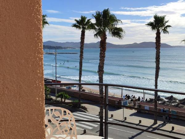Hotel Restaurant Miramar L'orchidée : photo 3 de la chambre chambre triple confort avec vue sur mer