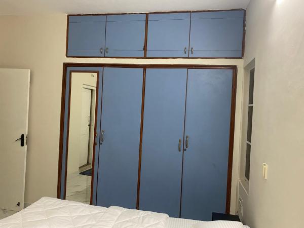 ELHANAN Transit Home : photo 3 de la chambre chambre double ou lits jumeaux deluxe – vue sur jardin