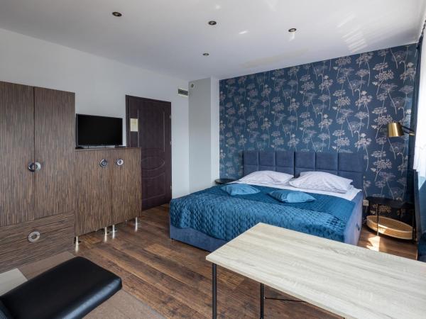 Apartamenty Komfort : photo 4 de la chambre chambre double avec salle de bains privative