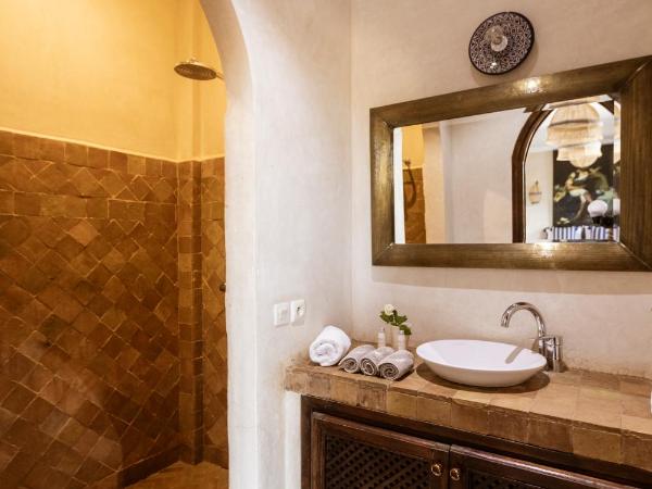 Villa Serena Marrakech - Maison d'hôtes : photo 7 de la chambre suite - vue sur piscine