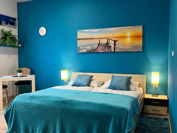 Keja Rooms - Pokoje Noclegi w Centrum Gdyni : photo 1 de la chambre chambre lit king-size