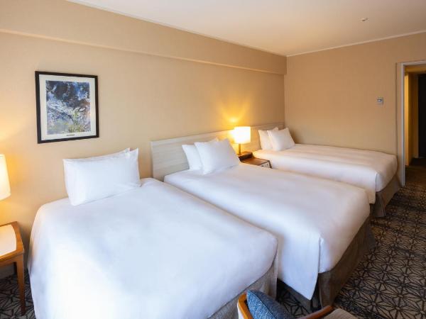 Grand Prince Hotel Takanawa : photo 3 de la chambre chambre lits jumeaux deluxe avec lit d'appoint - non-fumeurs - vue sur jardin