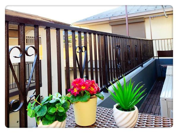 TOKYO/Shinjuku & Shibuya 10mins/5mins walk to subway stiaon/Kichijoji 15mins/Shimokitazawa 5mins/Louis House : photo 10 de la chambre chambre double avec toilettes communes