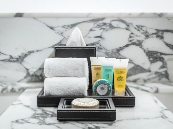 Red Rock Casino Resort & Spa : photo 10 de la chambre luxury room - bed type assigned at check-in