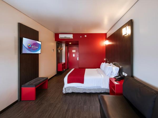 Ramada Encore by Wyndham Puebla : photo 1 de la chambre queen room - disability access/non-smoking (1 adult)
