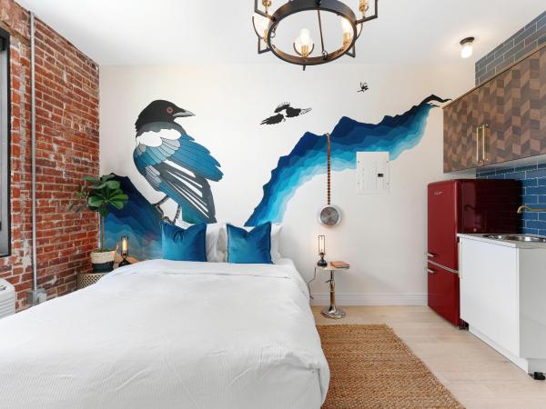 The Acoma House : photo 4 de la chambre scott santee art suite 105