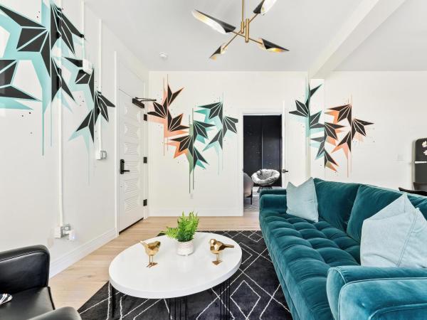 The Acoma House : photo 3 de la chambre sandra fettingis art suite 107