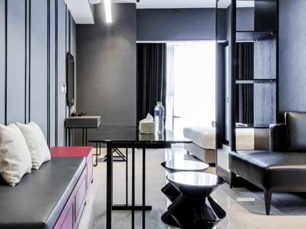 Axon Residence at Pavilion KLCC KL Tower view by KIMIRO : photo 1 de la chambre suite lit queen-size deluxe