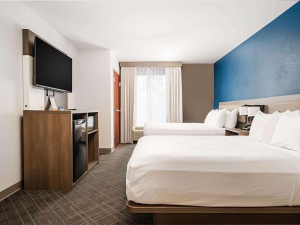 Comfort Suites Columbia Northeast - Fort Jackson : photo 4 de la chambre suite 2 lits queen-size - non-fumeurs