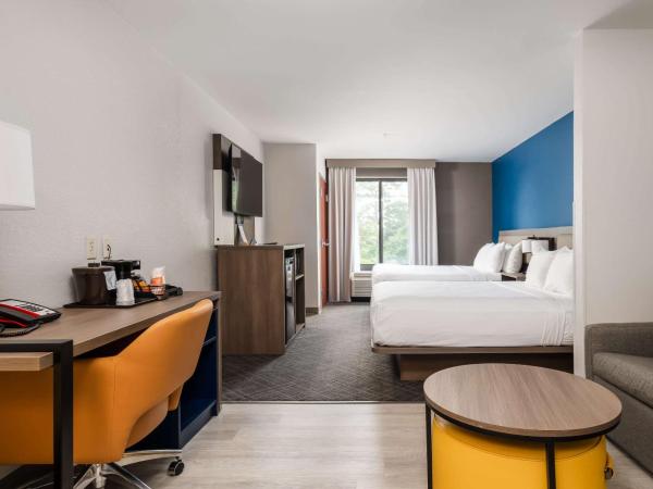 Comfort Suites Columbia Northeast - Fort Jackson : photo 5 de la chambre suite 2 lits queen-size - non-fumeurs