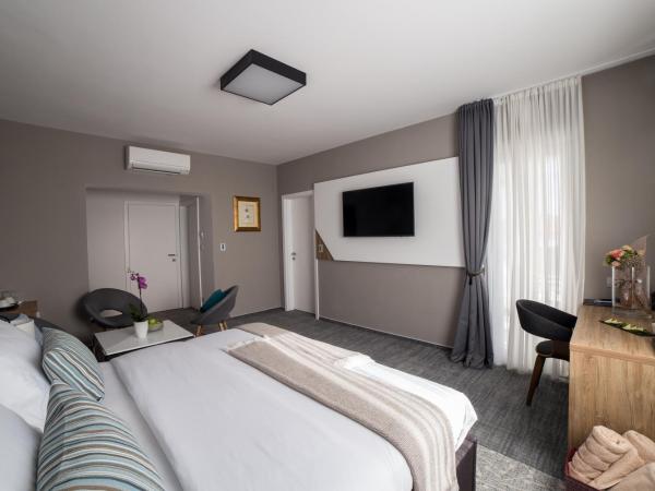 Residence Vaal : photo 3 de la chambre suite lit king-size - vue sur mer