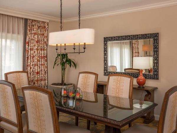 The Westin Riverwalk, San Antonio : photo 2 de la chambre mission suite, 1 bedroom suite, river side view