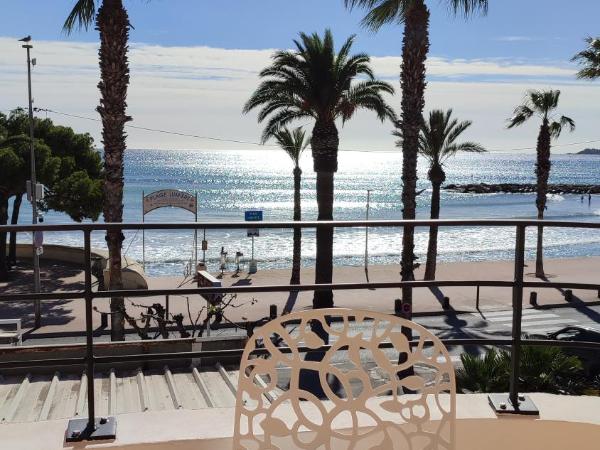 Hotel Restaurant Miramar L'orchidée : photo 4 de la chambre chambre quadruple - vue sur mer