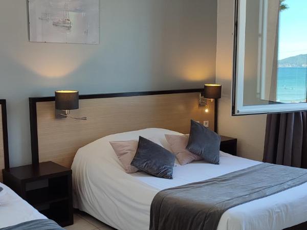 Hotel Restaurant Miramar L'orchidée : photo 1 de la chambre chambre triple classique - vue sur cour