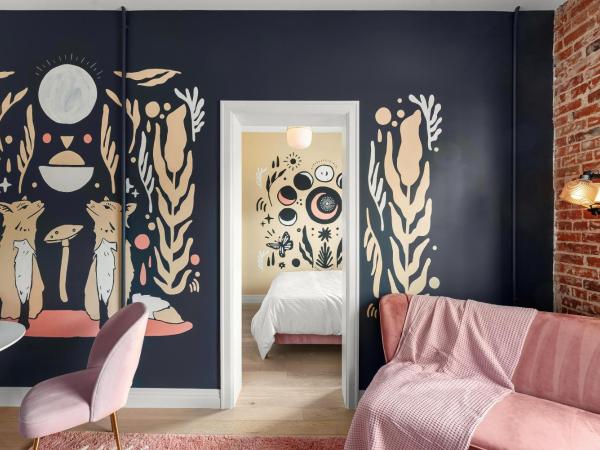 The Acoma House : photo 5 de la chambre becca reitz art suite 110